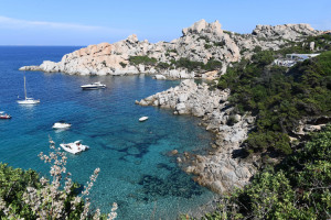 Il turismo regge i conti della Sardegna. Il nord dell’isola parte più vitale