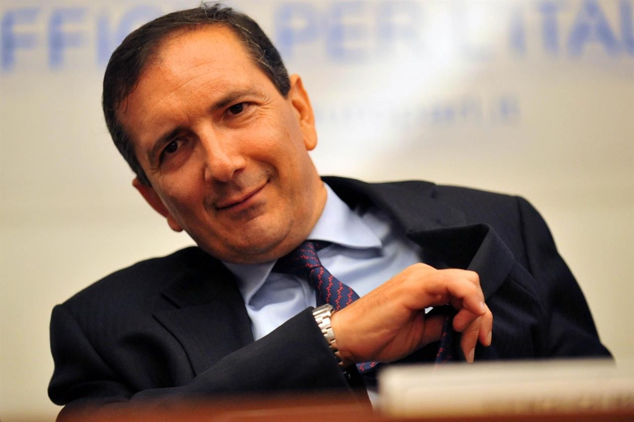 Alitalia: i tre commissari e il prestito ponte da 600 milioni