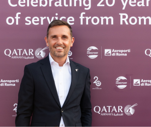 Qatar Airways festeggia i 20 anni del volo Roma-Doha