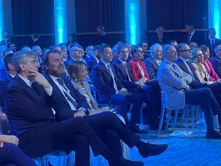 Bocca di nuovo presidente. Giorgia Meloni: brevi cenni sull’universo