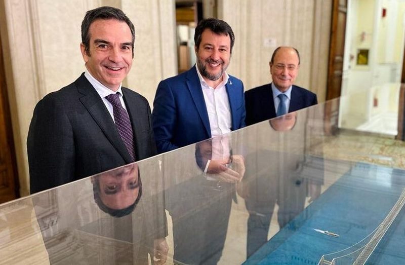 Si avvicina il ponte di Messina. Per molti è solo un abominio