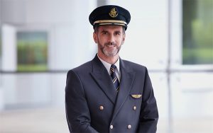 Emirates assume nuovi piloti: appuntamento in aprile a Bergamo, Bologna e Roma