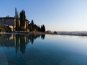 Riapre il 2 giugno con 19 nuove suite il Rosewood Castiglion del Bosco