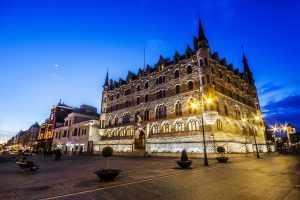 Spagna: primo piano su León, dalle confraternite alla tradizione gastronomica