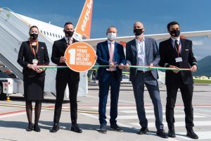Primo volo di easyJet sullo scalo di Milano Bergamo