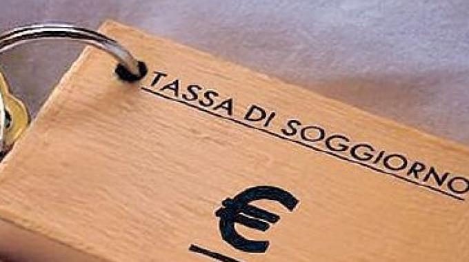 Le federazioni del ricettivo fanno muro contro l’aumento della tassa di soggiorno