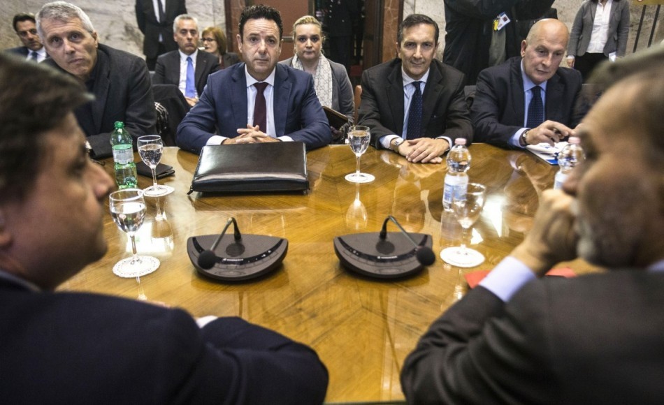 Ultima chiamata per Alitalia: trattativa ad oltranza fino al 13 aprile