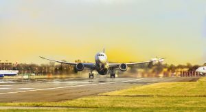 Trasporto aereo: la ripresa della domanda di viaggio interrotta da Omicron