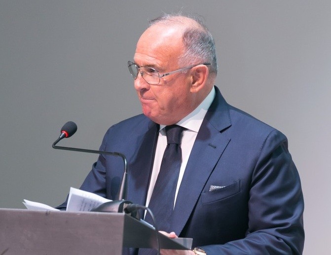 Confesercenti SWG: gli italiani non rinunciano alle vacanze