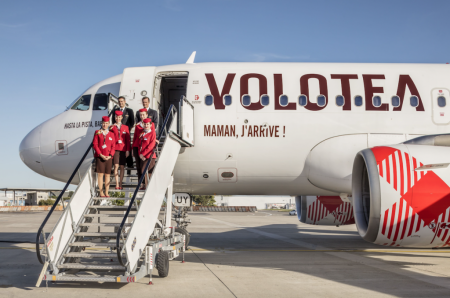 Volotea seleziona assistenti di volo per la base operativa di Firenze